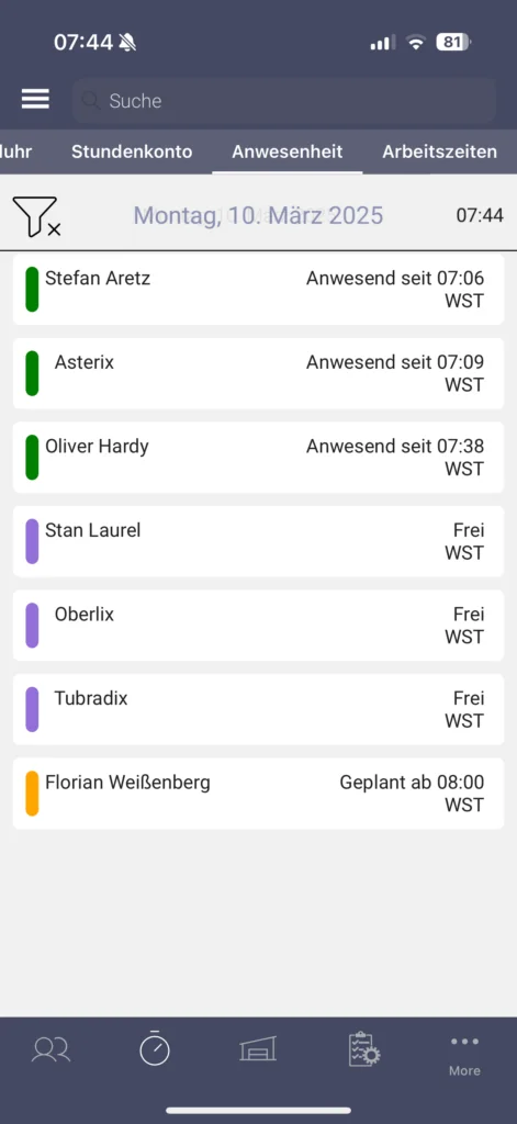 anwesenheitsmonitor_mobile-471x1024.png.webp
