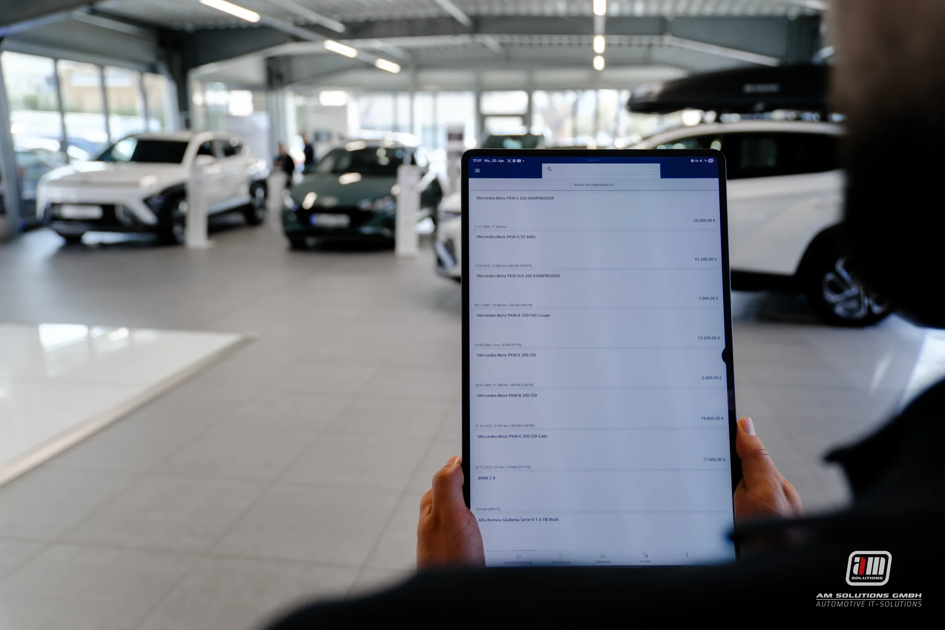Showroom_Tablet.jpg
